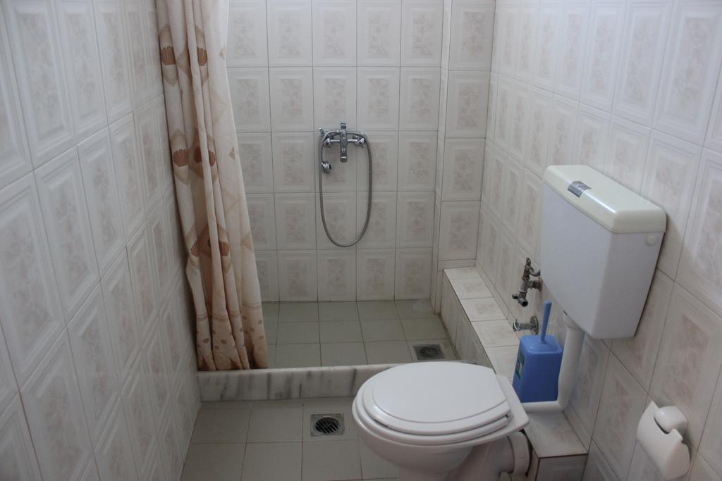 Lotos Apartments Ставрос Екстериор снимка